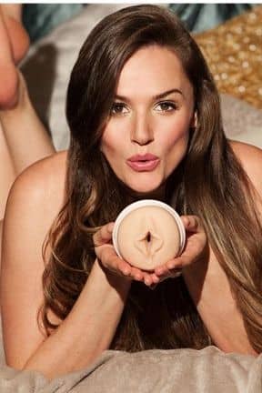 Med en pornstar Tori Black Torrid