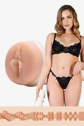 Kampagner Fleshlight Mia Malkova Lvl Up - Tag på et lidenskabeligt eventyr med Mia Malkova med denne præcise Fleshlight vagina afstøbning. Kom om bag kulissen og oplev på egen krop, hvorfor Malkova er elsket af mange.