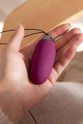 Mini vibrator Svakom - Elva Vibrating Egg Violet