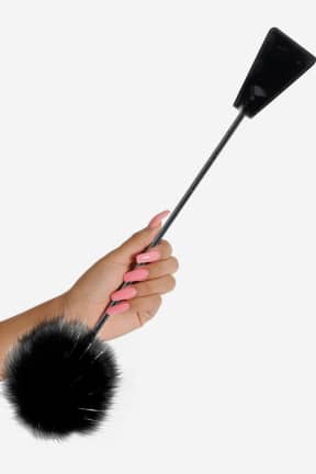 Piske & Paddles Feather Crop Black