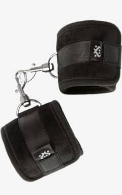 Bondage Sei Mio Sensually Secured Velvet Handcuffs